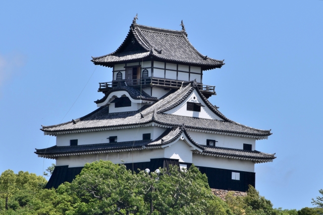 お城でウェディングフォト