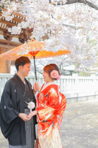 名古屋で人気の日泰寺で安い前撮り和装ロケーションフォトウェディング相合傘