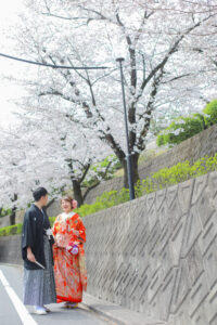 名古屋の日泰寺で前撮りロケーションフォト自然に歩く