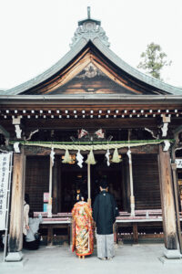 三光稲荷神社で色打掛ロケーションウェディングフォト　