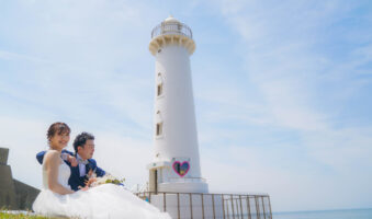 洋装前撮り　野間灯台でウェディングフォト photo by Koe