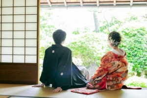 中村公園桐蔭茶席の縁側でリラックス