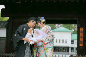 徳川園で和装ロケーション前撮り　持ち込みアイテム　日本庭園でウェディングフォト